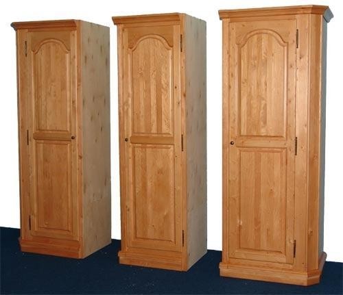 PATRICIE 61 šatní skříň